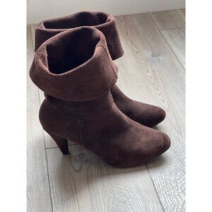 Steve Madden Brown Suede Fold-Over Ankle Boots With Heels For Women